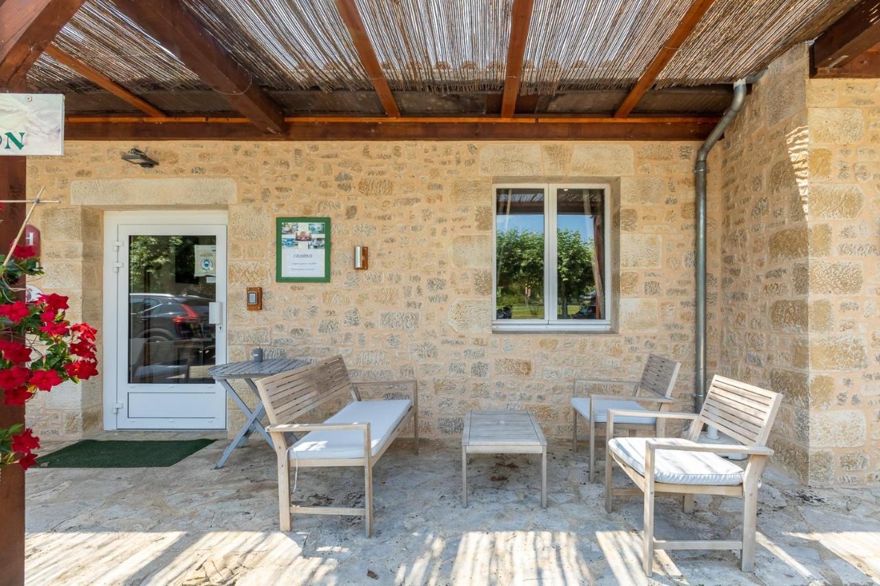 L'Oustal De Vezac Hotel Eksteriør billede