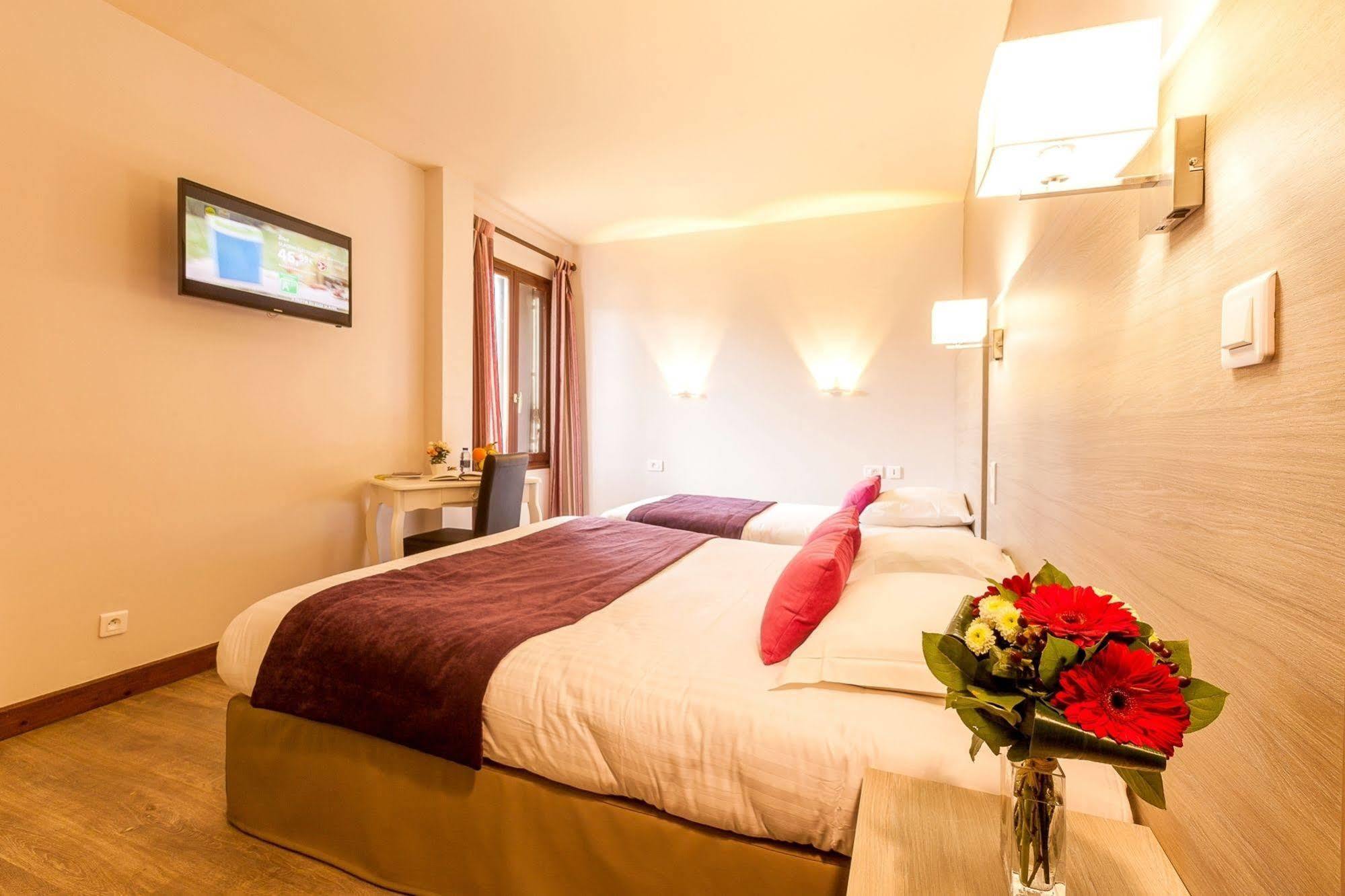 L'Oustal De Vezac Hotel Eksteriør billede